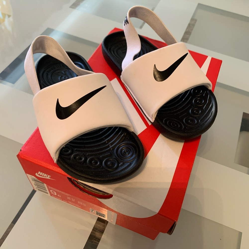 Nike slides